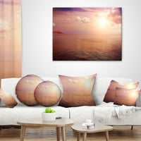 Dizajn ružičasto nebo preko tamne plaže na zalasku sunca - jastuk za bacanje morske obale - 18x18